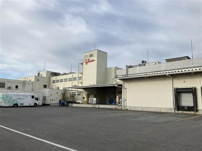 三重工場の外観